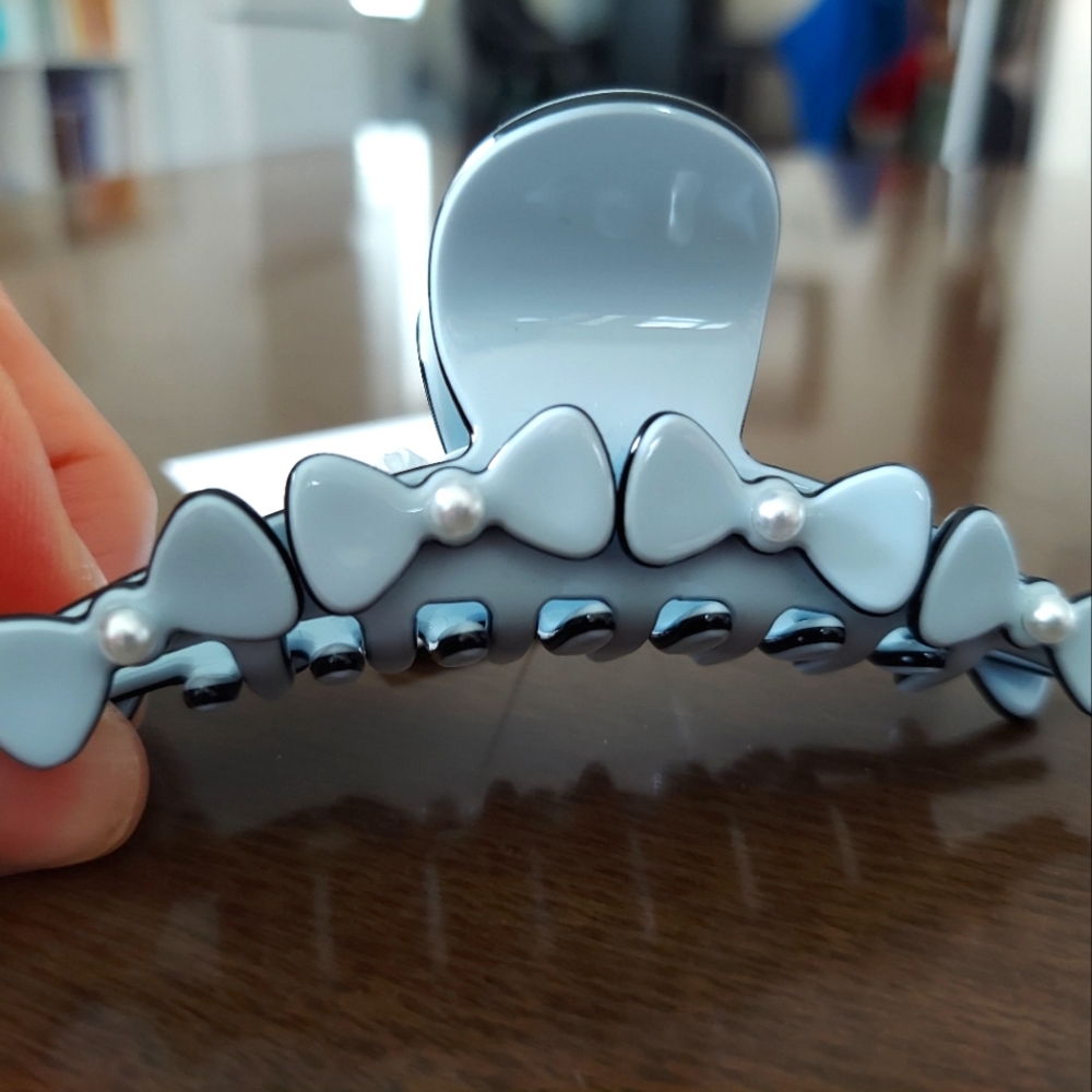 Medium Acrylic Hair Claws